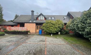 Venta hermosa parcela con casa, sector Coihues, Puerto Varas.