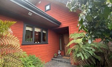 Venta hermosa parcela con casa, sector Coihues, Puerto Varas.