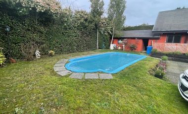 Venta hermosa parcela con casa, sector Coihues, Puerto Varas.