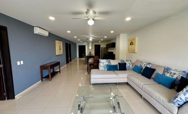 Departamento amueblado en renta en Fluvial Vallarta,  2 recamaras + alberca