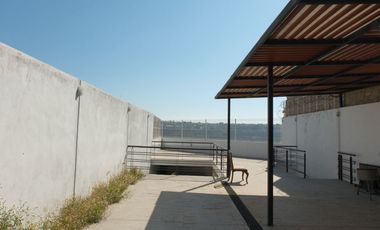 TERRAZA CON VISTA A LA BARRANCA  O TERRENO PARA EVENTOS EN VENTA EN LOMAS DEL REFUGIO