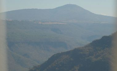 TERRAZA CON VISTA A LA BARRANCA  O TERRENO PARA EVENTOS EN VENTA EN LOMAS DEL REFUGIO