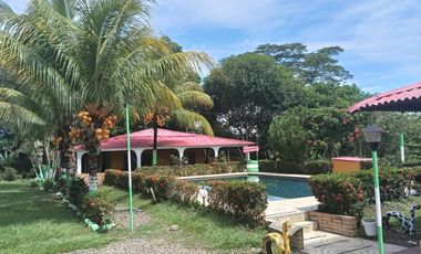 VENTA CASA DE CAMPO A 50 MINUTOS DESDE VILLAO VIA A  PUERTO LÓPEZ