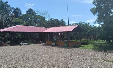 VENTA CASA DE CAMPO A 50 MINUTOS DESDE VILLAO VIA A  PUERTO LÓPEZ