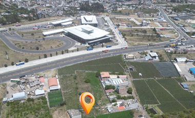 VENDO LOTE DE 244 M2 EN AMBATO-HUACHI GRANDE