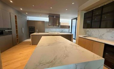 Residencia en VENTA en condominio con seguridad