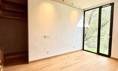 Residencia en VENTA en condominio con seguridad