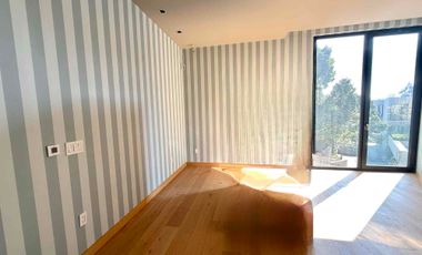 Residencia en VENTA en condominio con seguridad