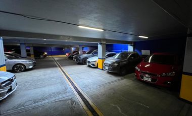 OFICINA CON EXCELENTE UBICACIÓN SOBRE AV. LÁZARO CÁRDENAS, A NEGOCIAR