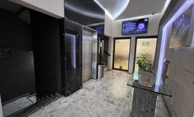 OFICINA CON EXCELENTE UBICACIÓN SOBRE AV. LÁZARO CÁRDENAS, A NEGOCIAR