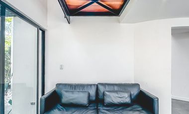 CASA EN VENTA CON RECÁMARAS EN PLANTA BAJA Y AMPLIO JARDÍN EN CALZADA ZAVALETA