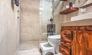 CASA EN VENTA CON RECÁMARAS EN PLANTA BAJA Y AMPLIO JARDÍN EN CALZADA ZAVALETA