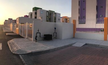 Rento lindo departamento en Villas del Refugio en esquina $6,500 La pradera, Queretaro