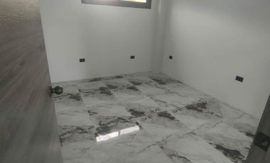 Alquilo departamento de 3 dormitorios en primer piso en Urb. Las Garzas