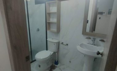 Alquilo departamento de 3 dormitorios en primer piso en Urb. Las Garzas