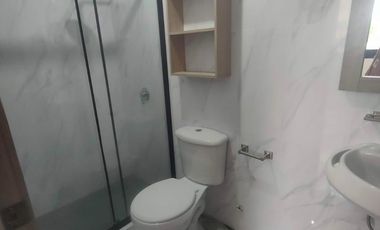 Alquilo departamento de 3 dormitorios en primer piso en Urb. Las Garzas