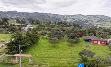 Terreno urbano en venta en Motupe Alto con todos los servicios básicos