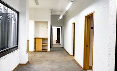 Oficinas flaxibles por Piso (300 M²) o Edificio Completo (1,200) – Contrato Flexible