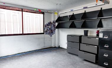 Oficinas flaxibles por Piso (300 M²) o Edificio Completo (1,200) – Contrato Flexible