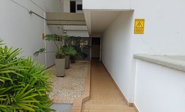 Arriendo Apartamento Oeste de Cali, B. Sta. Monica Alta