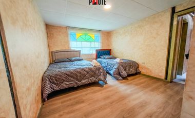 Propiedad campestre en Paute con 4 habitaciones y grandes áreas verdes