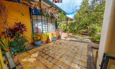 Propiedad campestre en Paute con 4 habitaciones y grandes áreas verdes