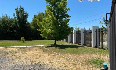 EN VENTA CASA EN PARCELA ESTILO MEDITERRÁNEO - CONDOMINIO PRIVADO