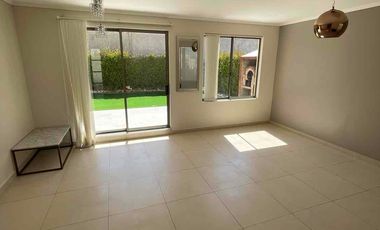 Hermosa casa en Arriendo