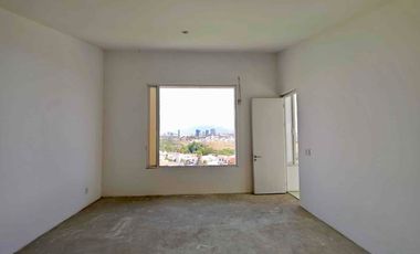 Penthouse Exclusivo en venta, La Vista Country Club, Terraza y Jardín Privado