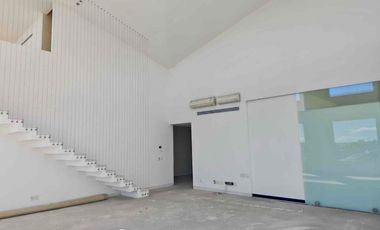 Penthouse Exclusivo en venta, La Vista Country Club, Terraza y Jardín Privado