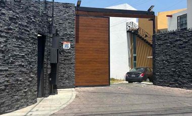 Casa en renta ubicada en el Residencial Pustinia Cholula Puebla