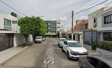 Propiedad en Remate Bancario, Col Chapalita Guadalajara Jal. con 627m2 de terreno