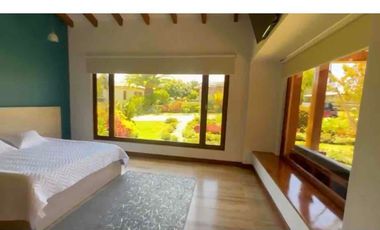 Renta Villa en Pakakuna Gardens en Checa