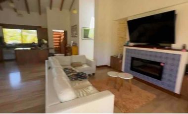 Renta Villa en Pakakuna Gardens en Checa