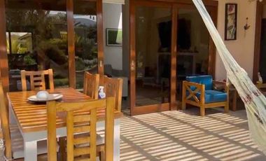 Renta Villa en Pakakuna Gardens en Checa