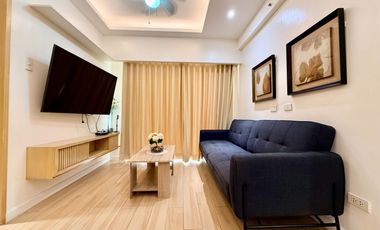 Modern 2 bedroom w/ Parking condo in Guadalupe Cebu City for rent Semi-furnished