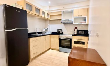 Modern 2 bedroom w/ Parking condo in Guadalupe Cebu City for rent Semi-furnished