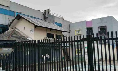 DiSewakan Komersial Area Di Jalan Utama Margonda Raya Depok.