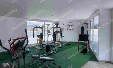 SUITE EN VENTA DE OPORTUNIDAD :  amplia, mucha luz,  excelente  ubicación, con baño y medio y estacionamiento