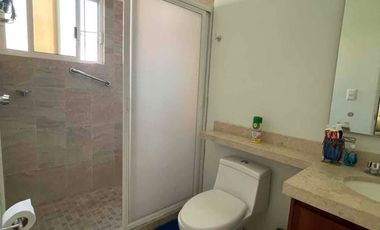 AHORRO E INVERSIÓN CASA SEMINUEVA EN VENTA EN RESIDENCIAL E ZAPATA