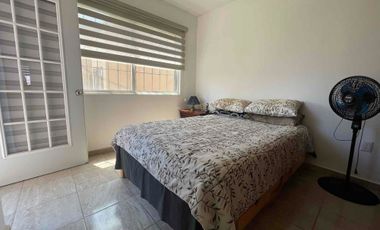 AHORRO E INVERSIÓN CASA SEMINUEVA EN VENTA EN RESIDENCIAL E ZAPATA