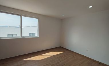 Casa de 3 Recámaras con Doble Altura y Roof Garden en Lomas de Angelópolis