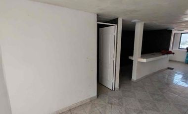 En renta Depto amplio 3 recámaras