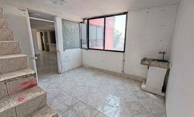 En renta Depto amplio 3 recámaras