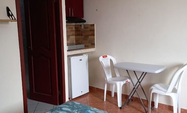 Se alquila Suite en kennedy Norte.