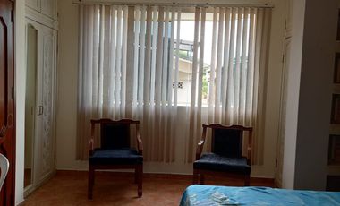 Se alquila Suite en kennedy Norte.