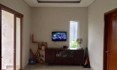 Jual Rumah Lantai 2 Lokasi Jalan Kebo Iwa Utara Denpasar Bali. Dekat Mcd ,Dekat Bali TV, Cokroaminoto, Kwanji, Dalung, Puspem Badung, Gatsu Barat