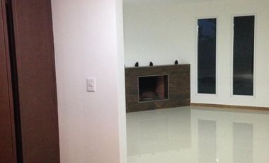 RENTA CASA MUY AMPLIA CON  JARDIN  DE  2500 M2 EN TEPOXTLA, ATLIHUETZIA CERCA APIZACO, CD JUDICIAL