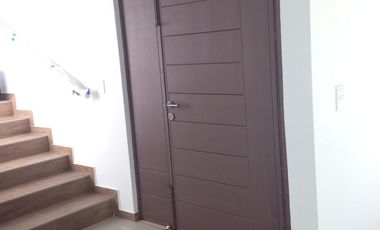 RENTA CASA MUY AMPLIA CON  JARDIN  DE  2500 M2 EN TEPOXTLA, ATLIHUETZIA CERCA APIZACO, CD JUDICIAL