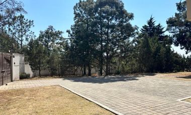 RENTA CASA MUY AMPLIA CON  JARDIN  DE  2500 M2 EN TEPOXTLA, ATLIHUETZIA CERCA APIZACO, CD JUDICIAL